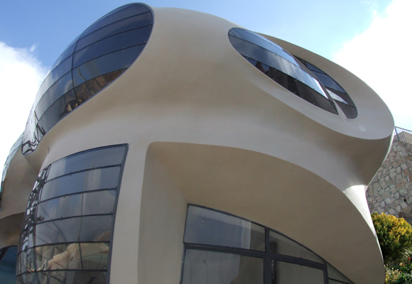 Pavie-Architect-Biomorphic-House side-view2